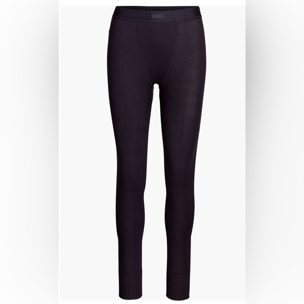 Skims leggings